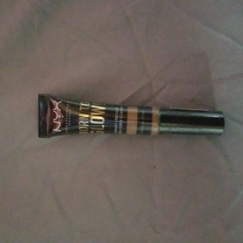 4 for 20 NYX radiant concealer